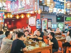 《扩大消费“十五五”规划》鼓励地方打造美食集聚区和特色小吃产业集群