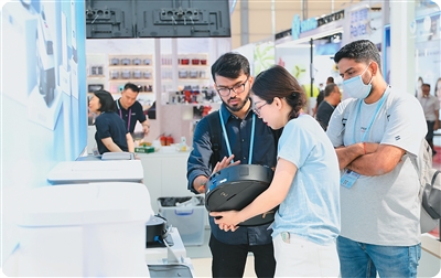 中国服务机器人何以在全球脱颖而出