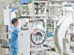 中国和东盟加快建设一体化大市场