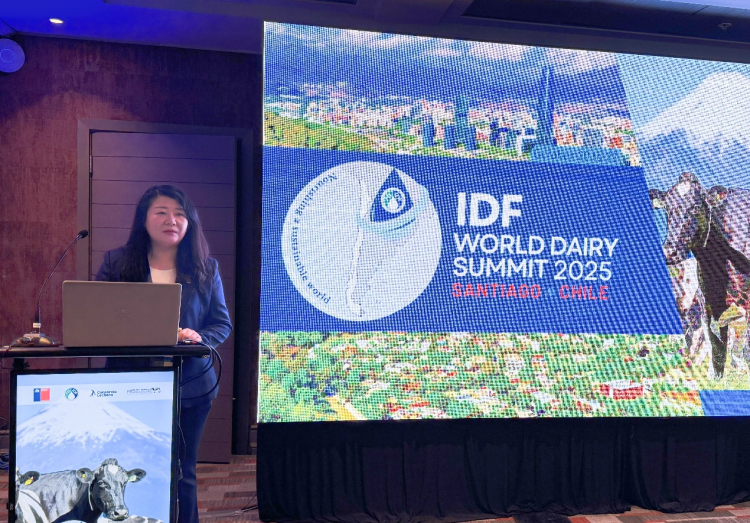 2025世界乳业峰会：蒙牛全球液态奶首座“灯塔工厂”受热议 树立全球数智化转型标杆_fororder_13
