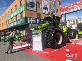 吉林市农机博览会启幕 智能农机装备引关注
