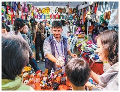 “广阔的中国市场是我们的新机遇”（零关税·促共赢）