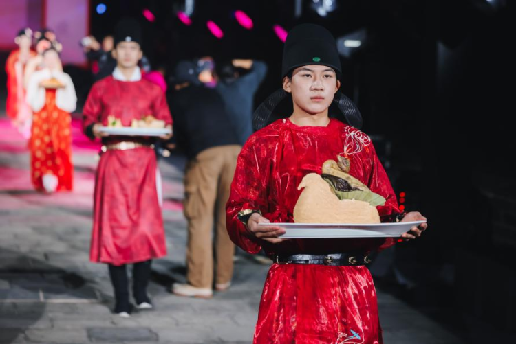 长城夜宴解锁“中国味道”：中华土鸡的文化传承与产业创新_fororder_7