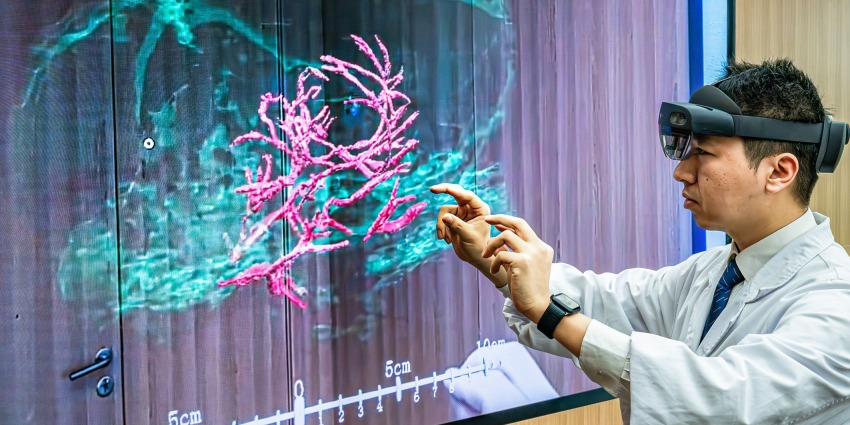 多因素催化　脑机接口产业发展迎跃迁