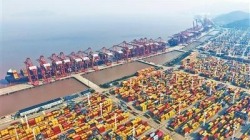宁波舟山港成为全球首个年货物吞吐量超14亿吨大港