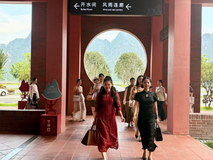 桂在交旅｜崇左：以路为轴“串景成线” 边关山水入画来_fororder_崇左：以路为轴“串景成线” 边关山水入画来1383