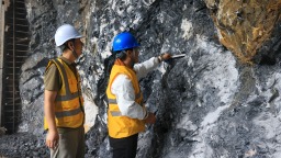 黔桂铁路增建二线广西段首个高风险隧道顺利进洞施工