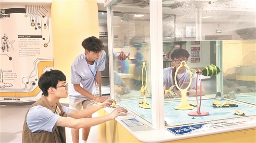 华裔青少年开启八桂寻根之旅