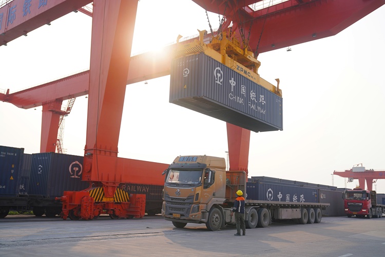 今年前2个月广西始发中越班列发运量同比增长753%_fororder_3