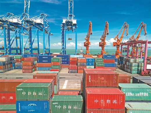 铁山港“链”出产业新生态