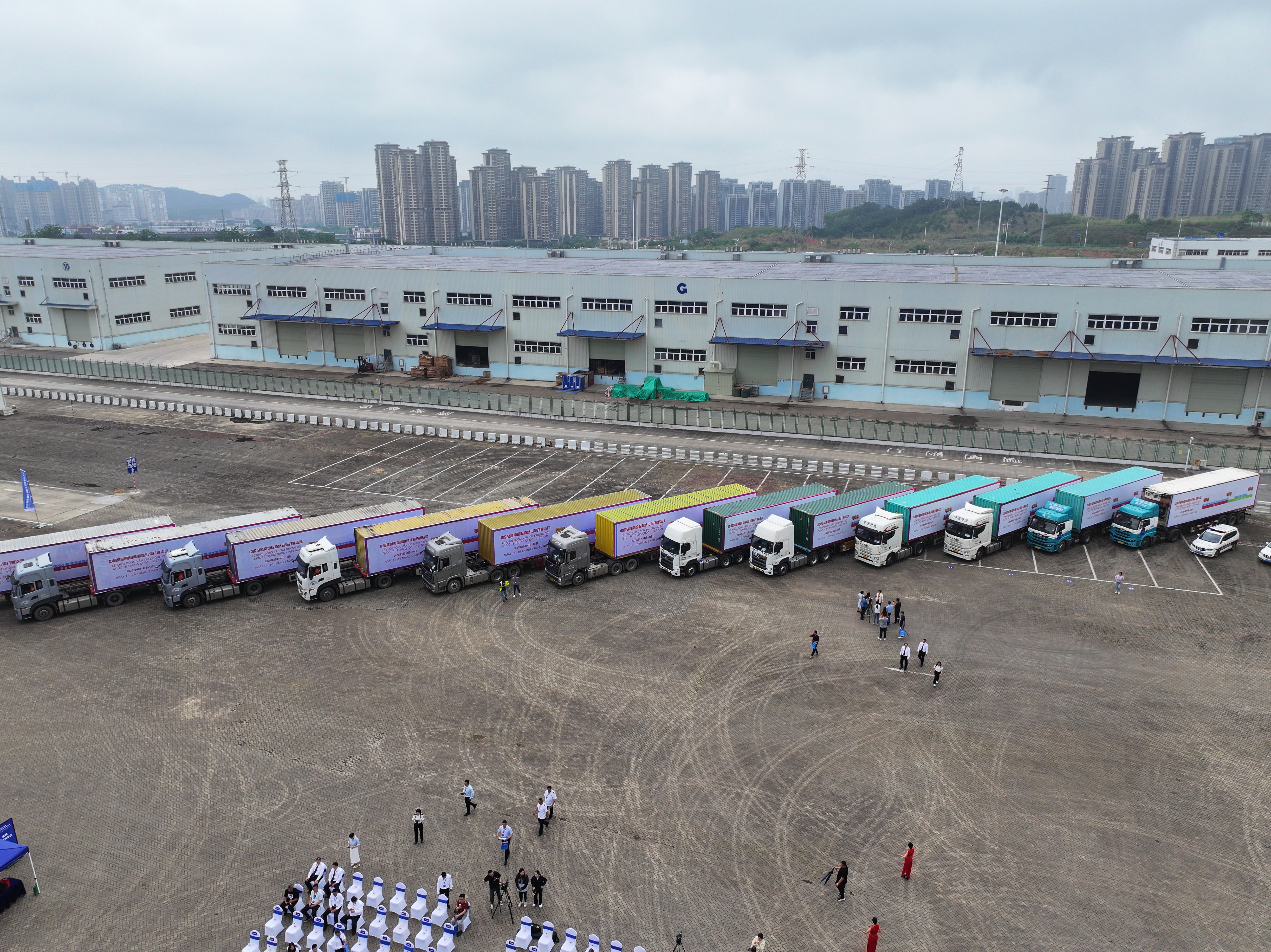 中国至越南河内国际道路运输线路正式开通_fororder_2