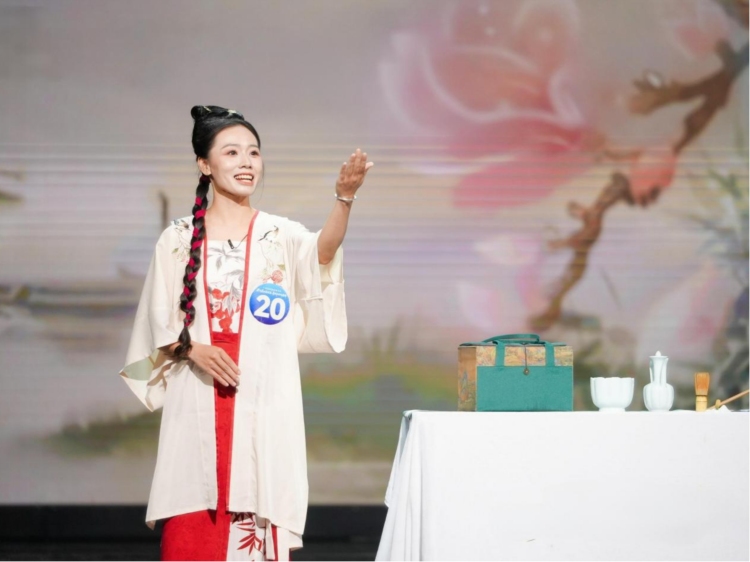 广西第四届“能者为师”总决赛落幕_fororder_1