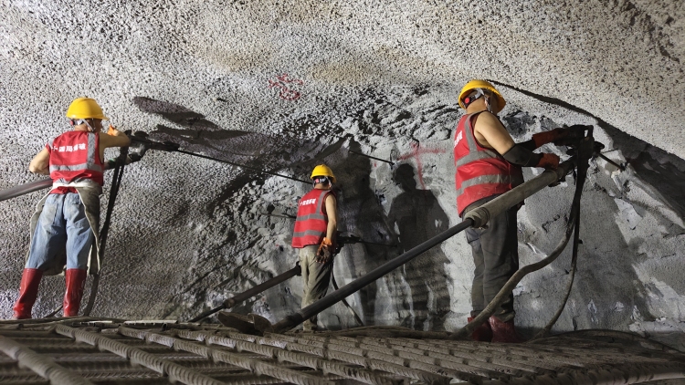 广西在建铁路项目全部复工_fororder_2