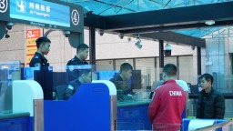 中国峒中—越南横模口岸正式开通旅检业务