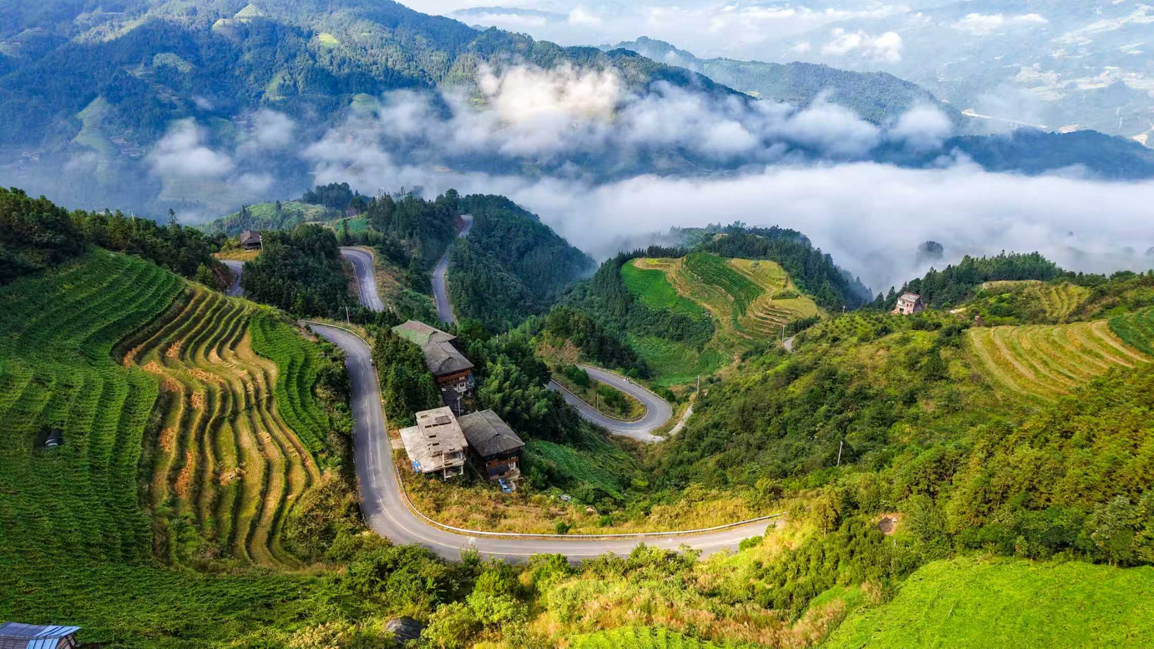 龙脊云端旅游公路打通“快进慢游”旅游新格局