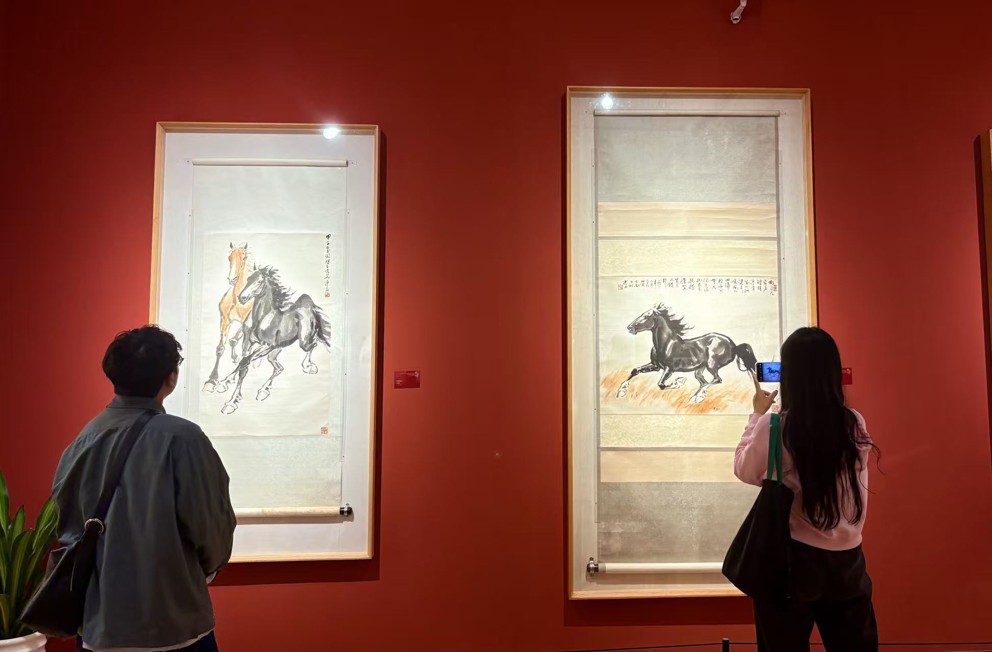 徐悲鸿、尹瘦石40件原件在广西群众艺术馆展出_fororder_5