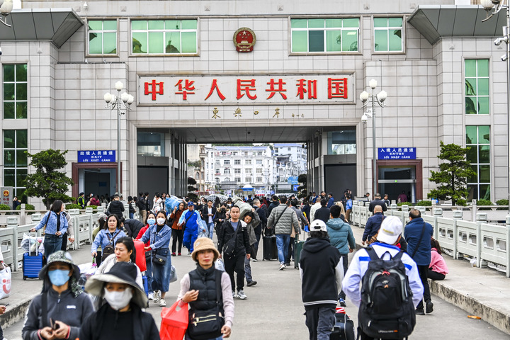 丝滑入境 热力十足——壮美广西缘何圈粉“海外游客”?