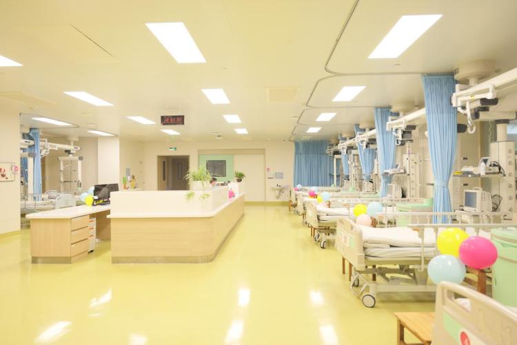 广西首家产前管控中心成立 为“临界情况”孕产妇提供24小时医学监护_fororder_2