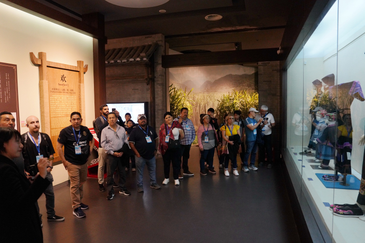 40余名国际旅行商探秘广西 沉醉于山水与人文之美_fororder_2