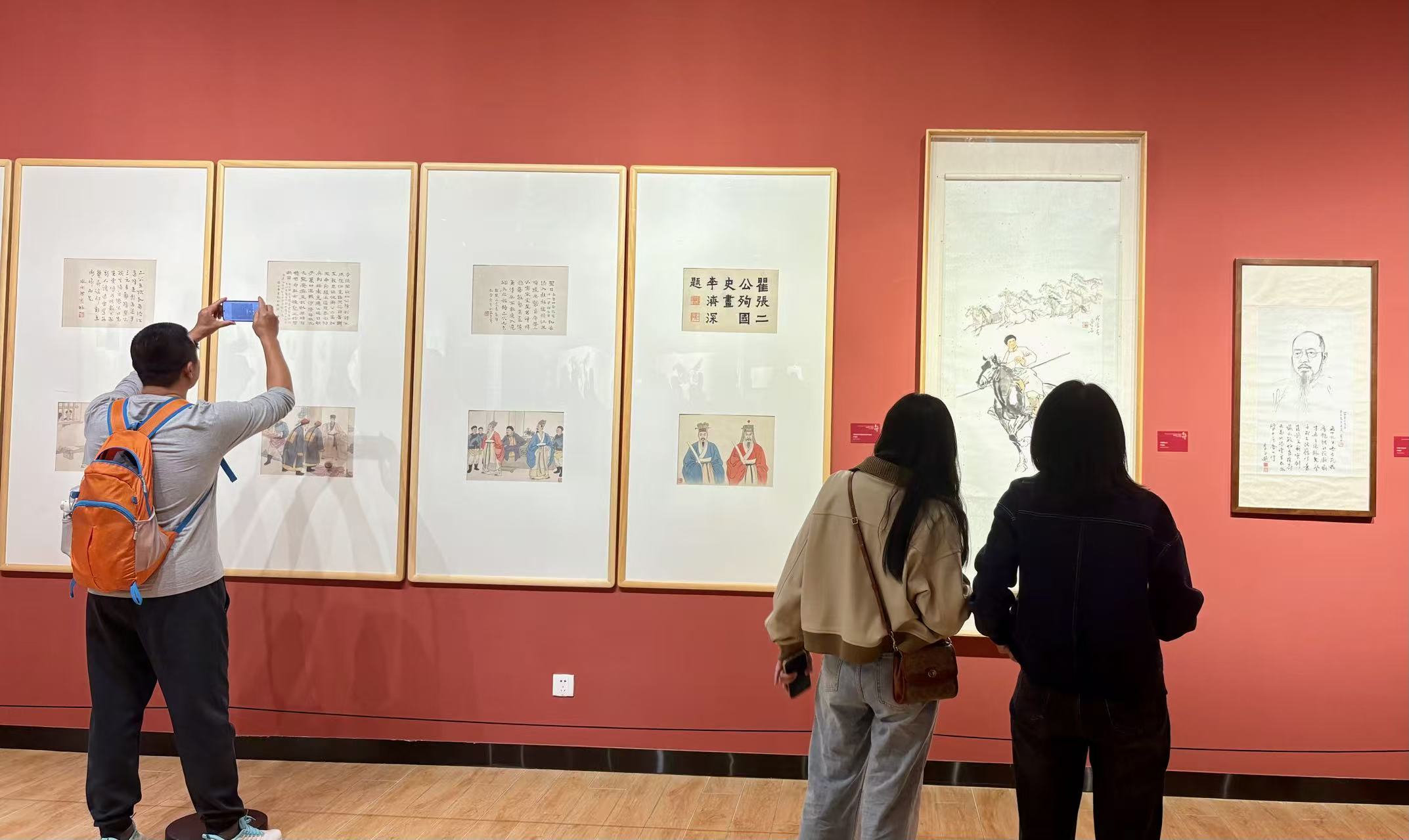 徐悲鸿、尹瘦石40件原件在广西群众艺术馆展出_fororder_4