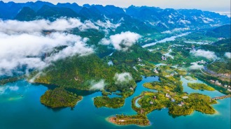 河池东兰坡豪湖推出水陆双栖系列文旅活动迎国庆