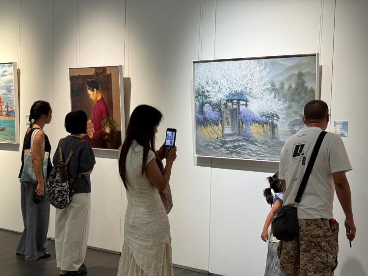 中越（防城港·河内）美术作品交流展在南宁开展_fororder_2