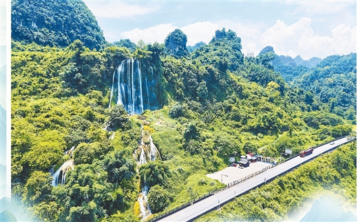 大道如歌 山水为证 “桂在交旅—山水之间有通途”行进式采风活动纪实