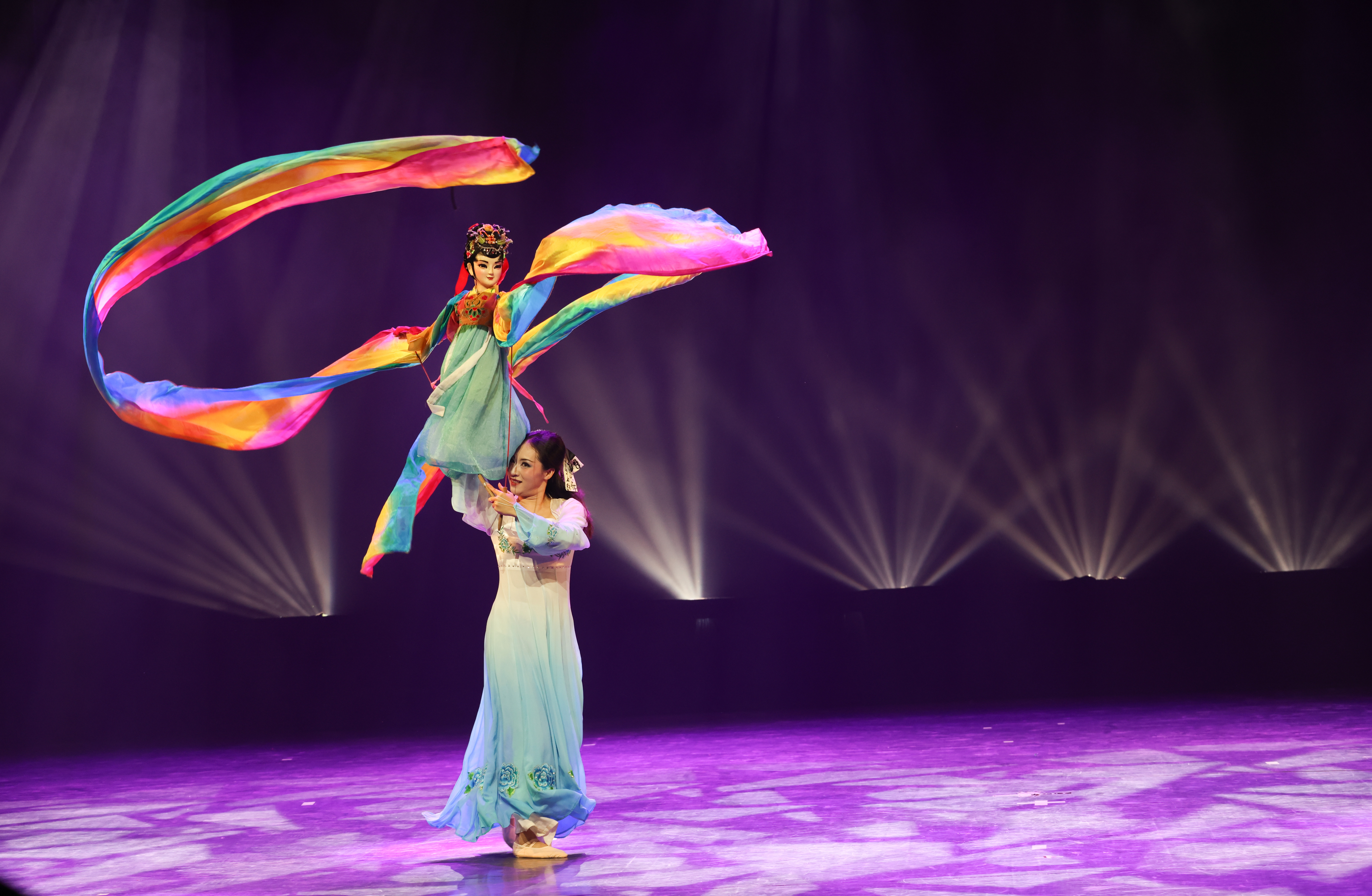 广西艺术学校上演非遗盛宴 “产教融合”让传统文化“活”起来_fororder_4