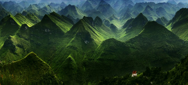 千峰竞秀 万壑争奇