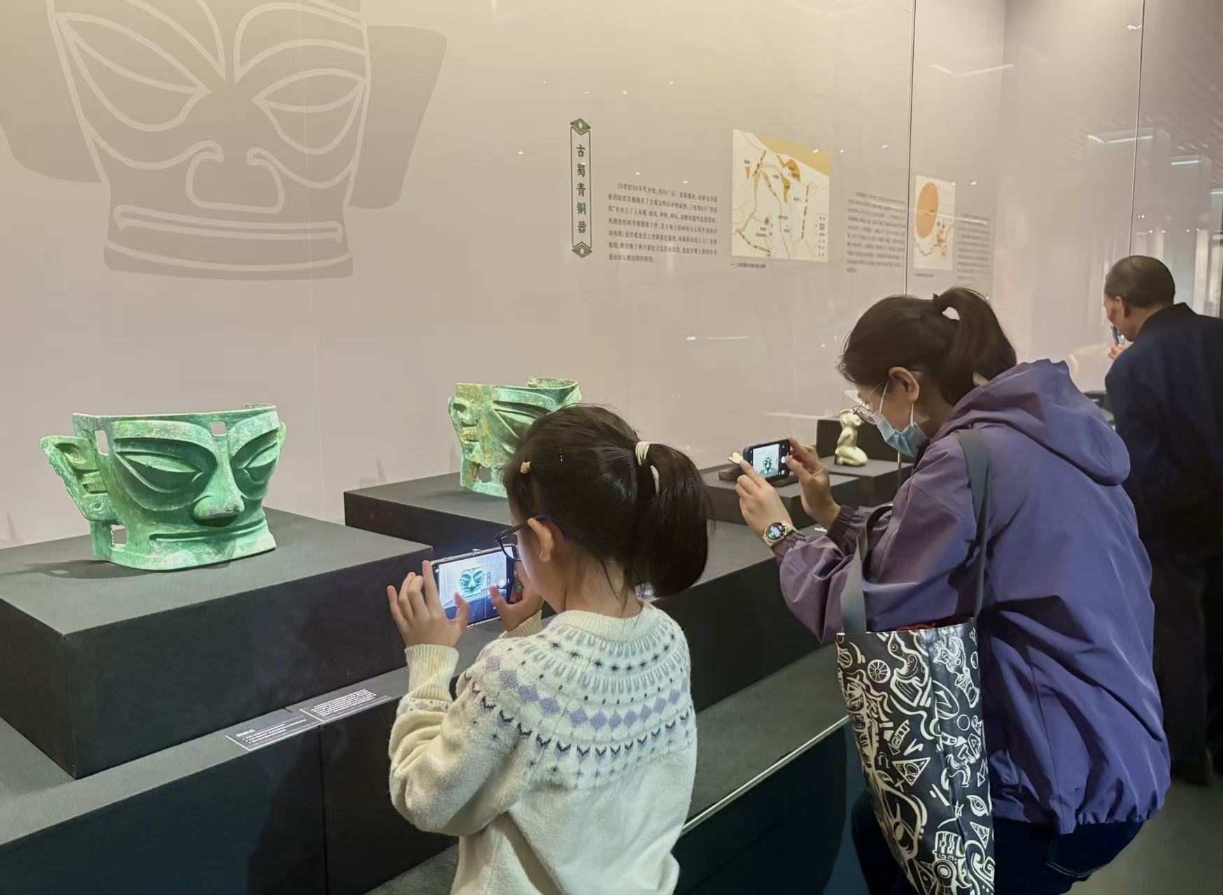 不止三星堆 207件/套西南地区青铜文物在南宁展出