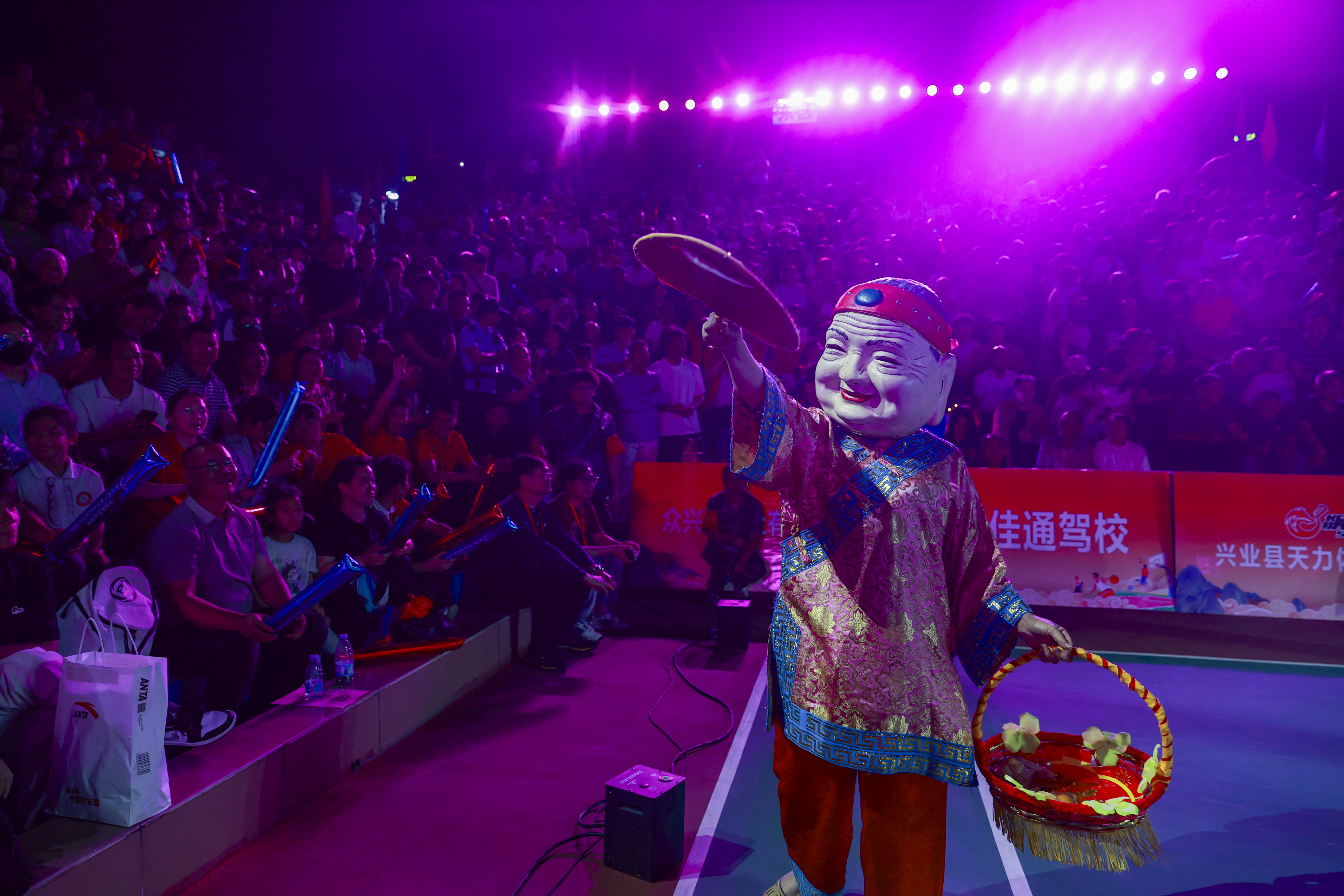 第九届广西万村篮球赛总决赛在兴业县开幕 十四支劲旅竞逐桂冠_fororder_微信图片_20260328002604_1496_475