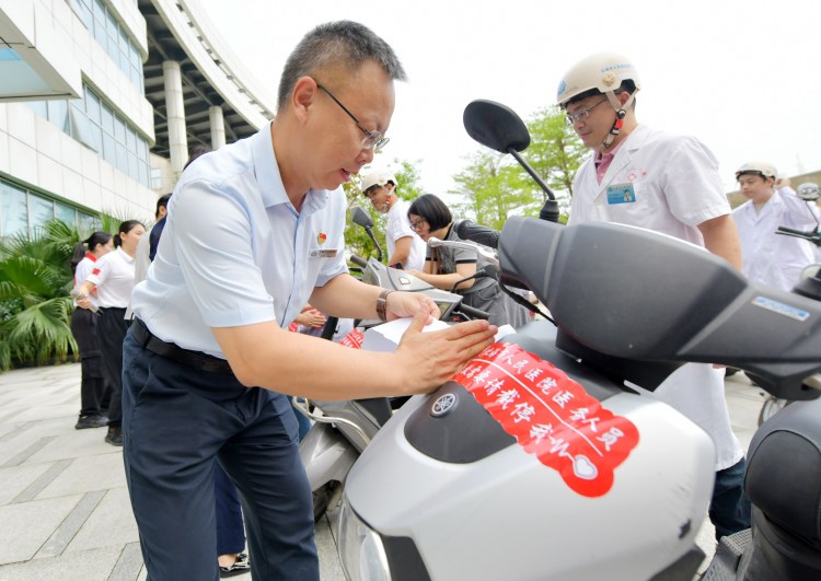 北海“流动急救先锋队”扩编上岗_fororder_3