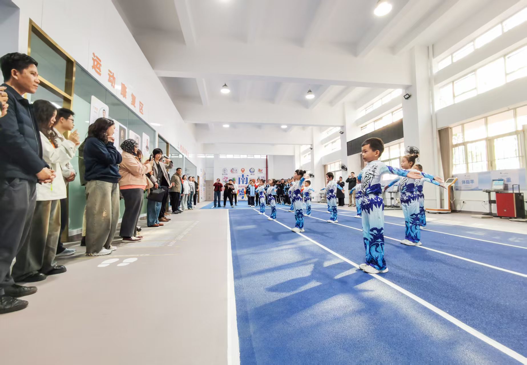 当奥林匹克遇上绿城：南宁“体卫融合”实践 共促全民健康新发展_fororder_微信图片_20251208191441_4_940