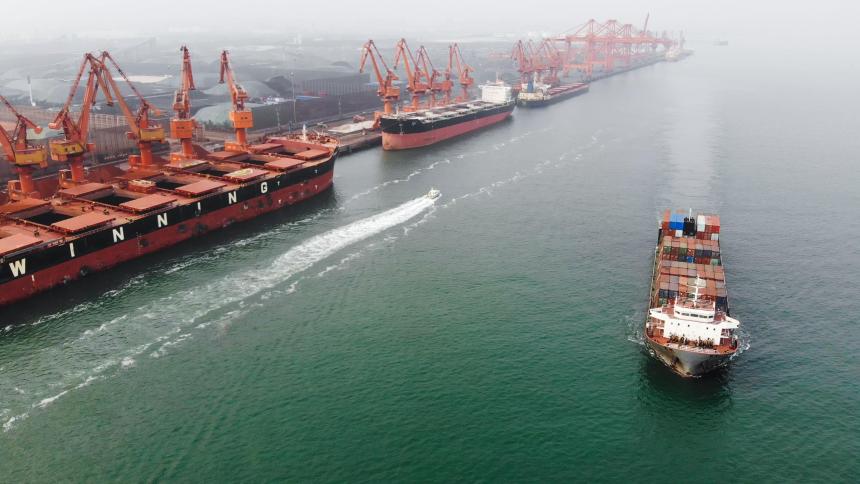 上半年广西北部湾港进出港船舶数超10万艘次