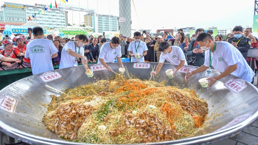 桂林首届米粉超级联赛开幕