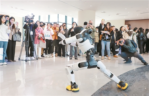 打造“场景超市” 共建智能生态圈