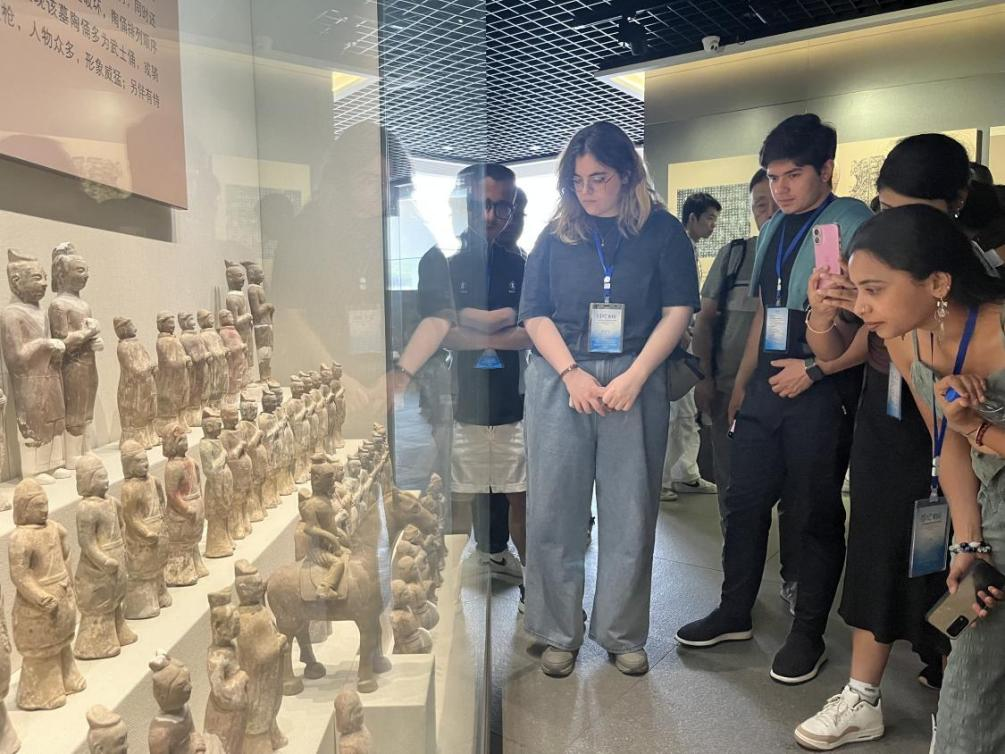 北京语言大学留学生走进保定_fororder_图片9