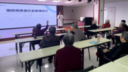 河北泊头：以暖心服务为“甜蜜”减负 为健康加分