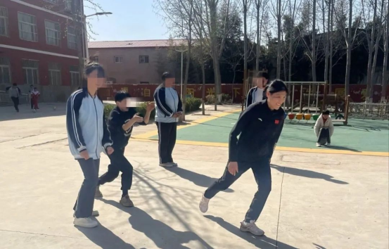 自强模范 助残先进 | 生命可以如此响亮——单板滑雪队运动员赵月月_fororder_自强模范 助残先进957