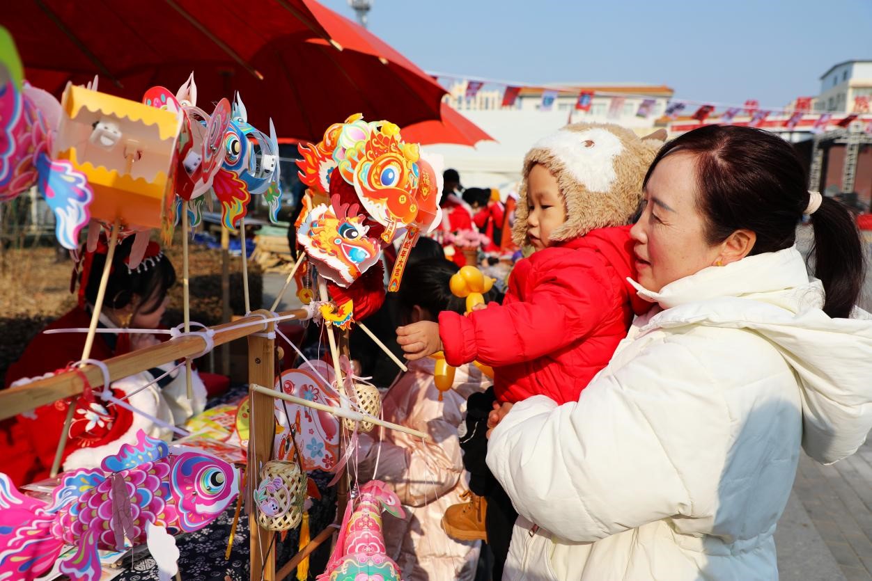 河北涞水：“国风热潮”激发消费新活力
