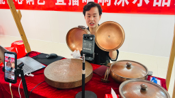 河北涞水：铜火锅电商直播大赛鸣锣开赛 十六支代表队“云端”争锋