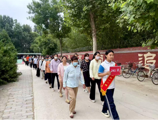 河北肃宁砚昌中学：教联体织密育人网 家校社协同护成长_fororder_河北肃宁砚昌中学：教联体织密育人网 家校社协同护成长154