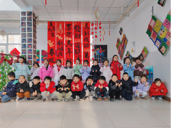 河北献县：萌娃“赶集”添年味 非遗焕彩庆新春_fororder_河北献县：萌娃“赶集”添年味 非遗焕彩庆新春372