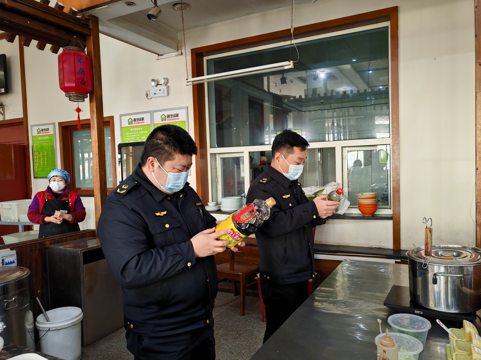 保定市满城区：排查餐饮单位风险隐患 护航居民节日饮食安全