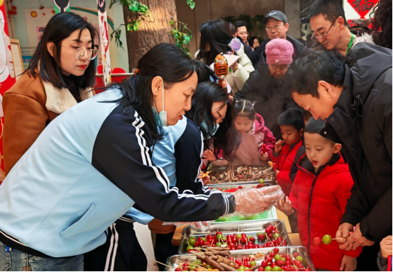 河北献县：萌娃“赶集”添年味 非遗焕彩庆新春_fororder_河北献县：萌娃“赶集”添年味 非遗焕彩庆新春396