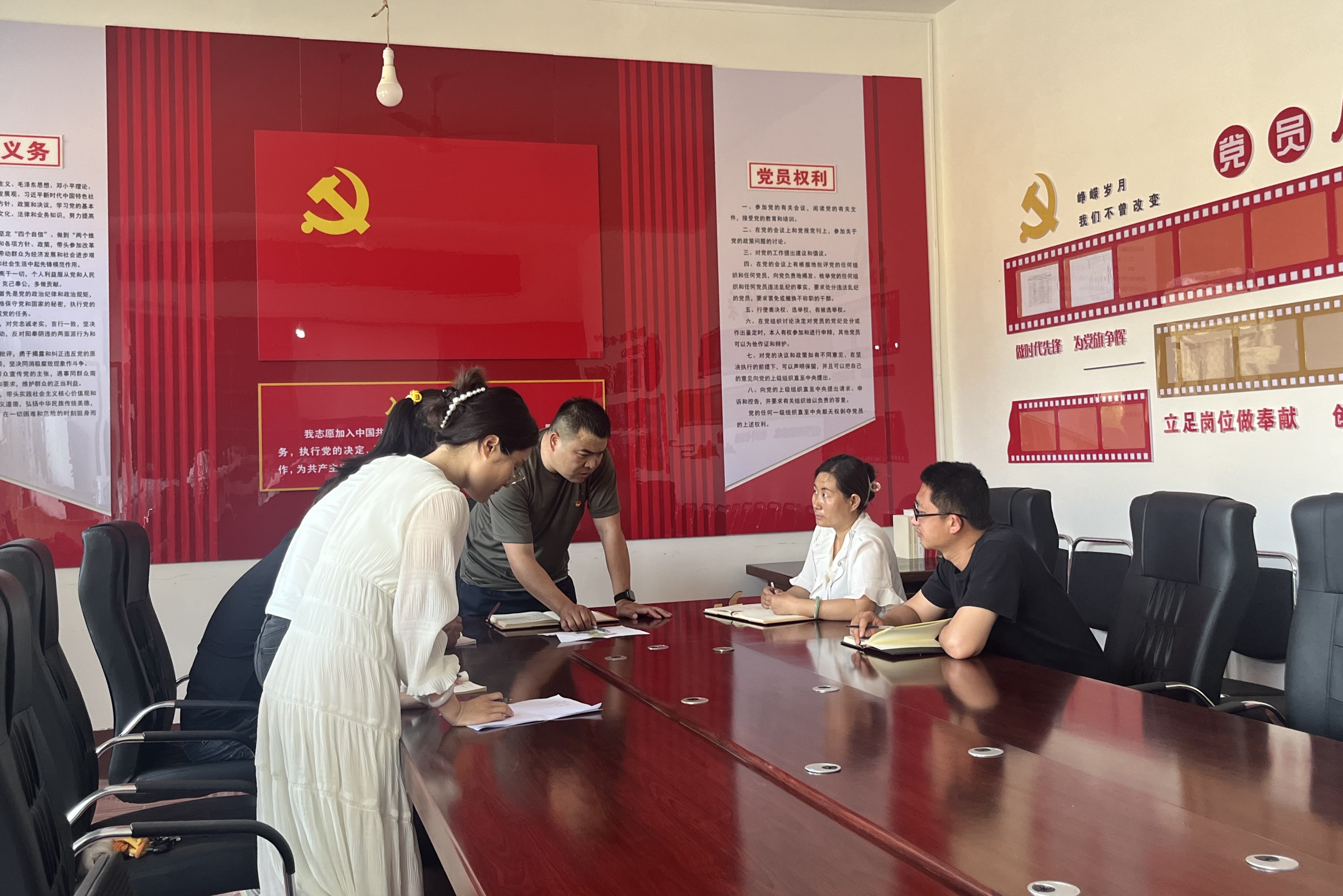 保定市满城区：少点“键对键” 多些“面对面”
