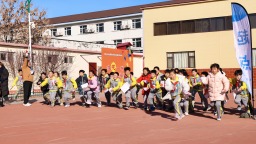 沧州运河区：童心向党系国防 定向逐梦迎新年