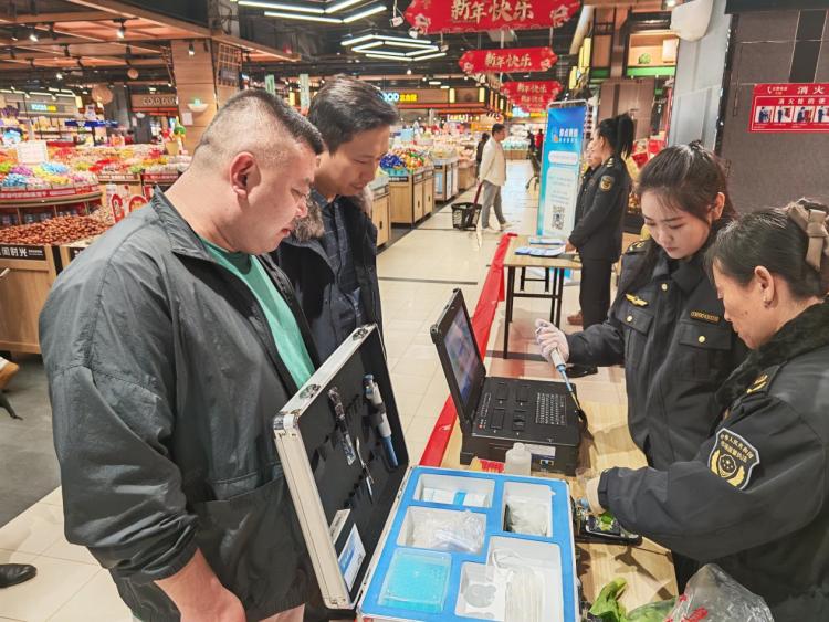 河北泊头：“监督检查+你点我检”守护节日食品安全_fororder_image005