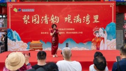 巴西媒体代表团走进湾里庙 沉浸感受城市文旅新风貌