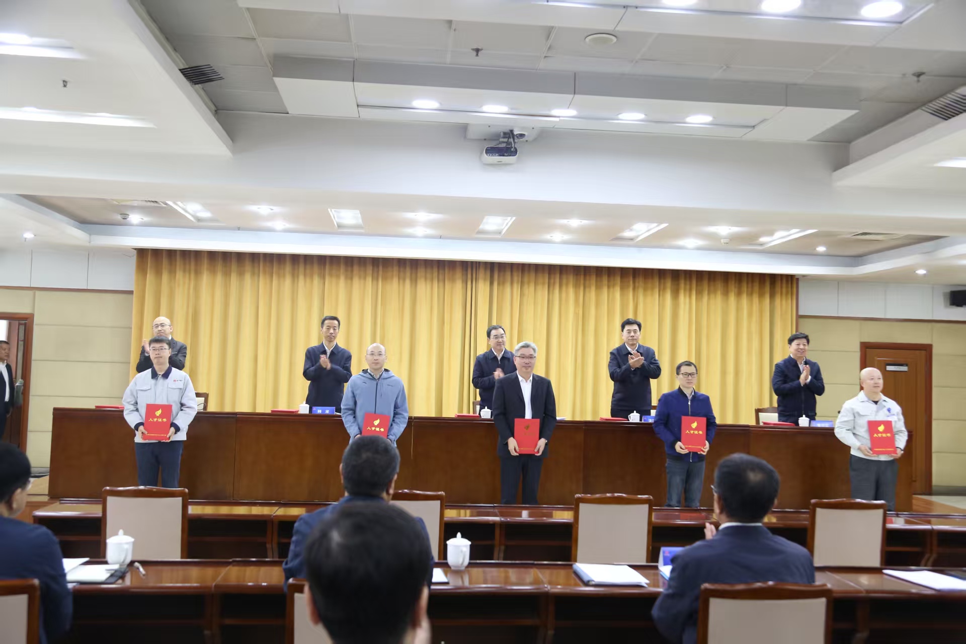 唐山高新区企业自主认定人才工作会议举行_fororder_微信图片_20251011093422_44_233